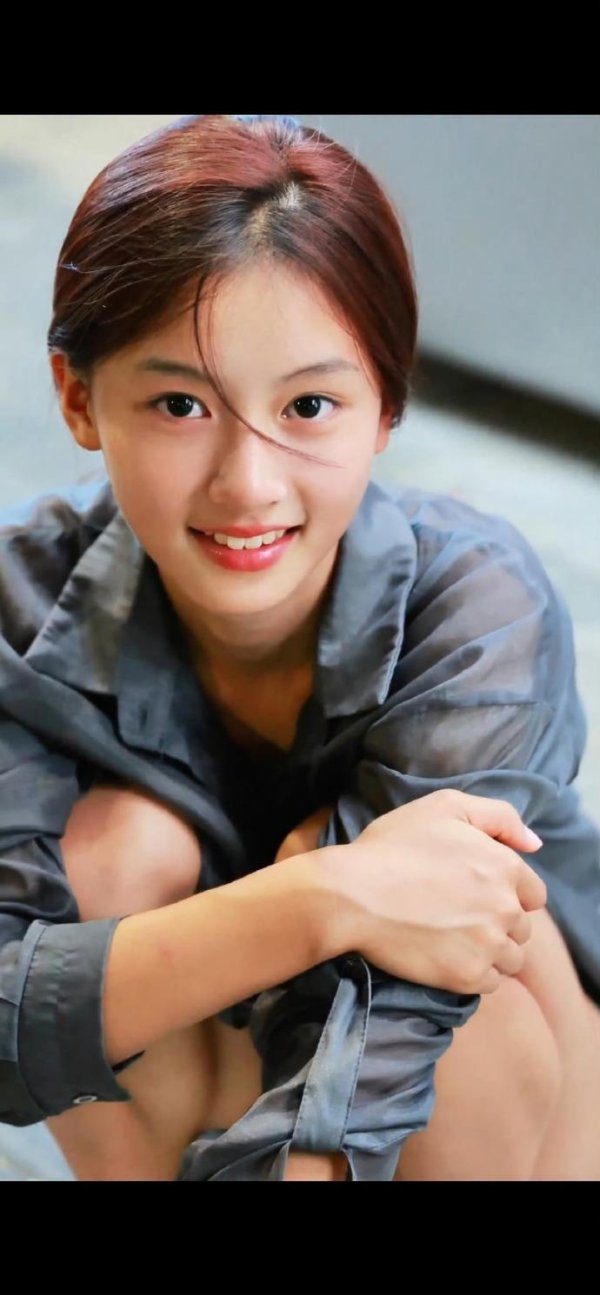 全国炒股配资 “于正回应联系河南网红七七”后续：其接商演行为不符合培养理念，没再联系